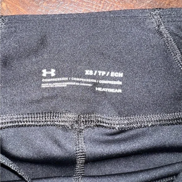 Under Armour Compression Heatgear leggings - Picture 5 of 7